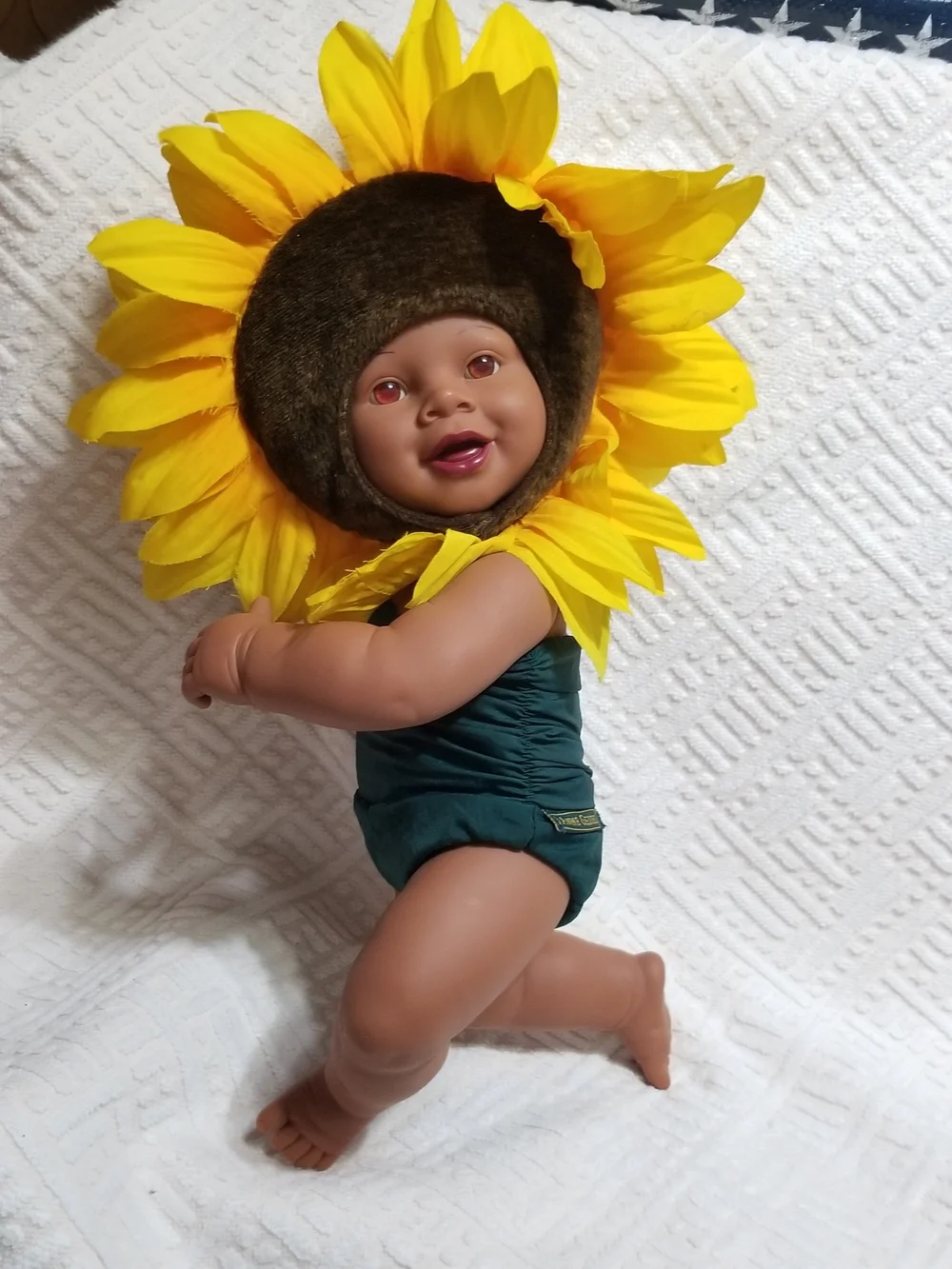 Vintage Anne Geddes Baby Doll With Yellow & Green Sunflower Costume & Headpiece